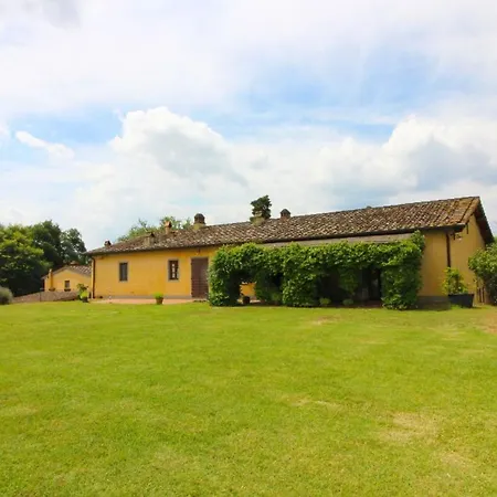 Molino Di Sleeps 16 With Pool